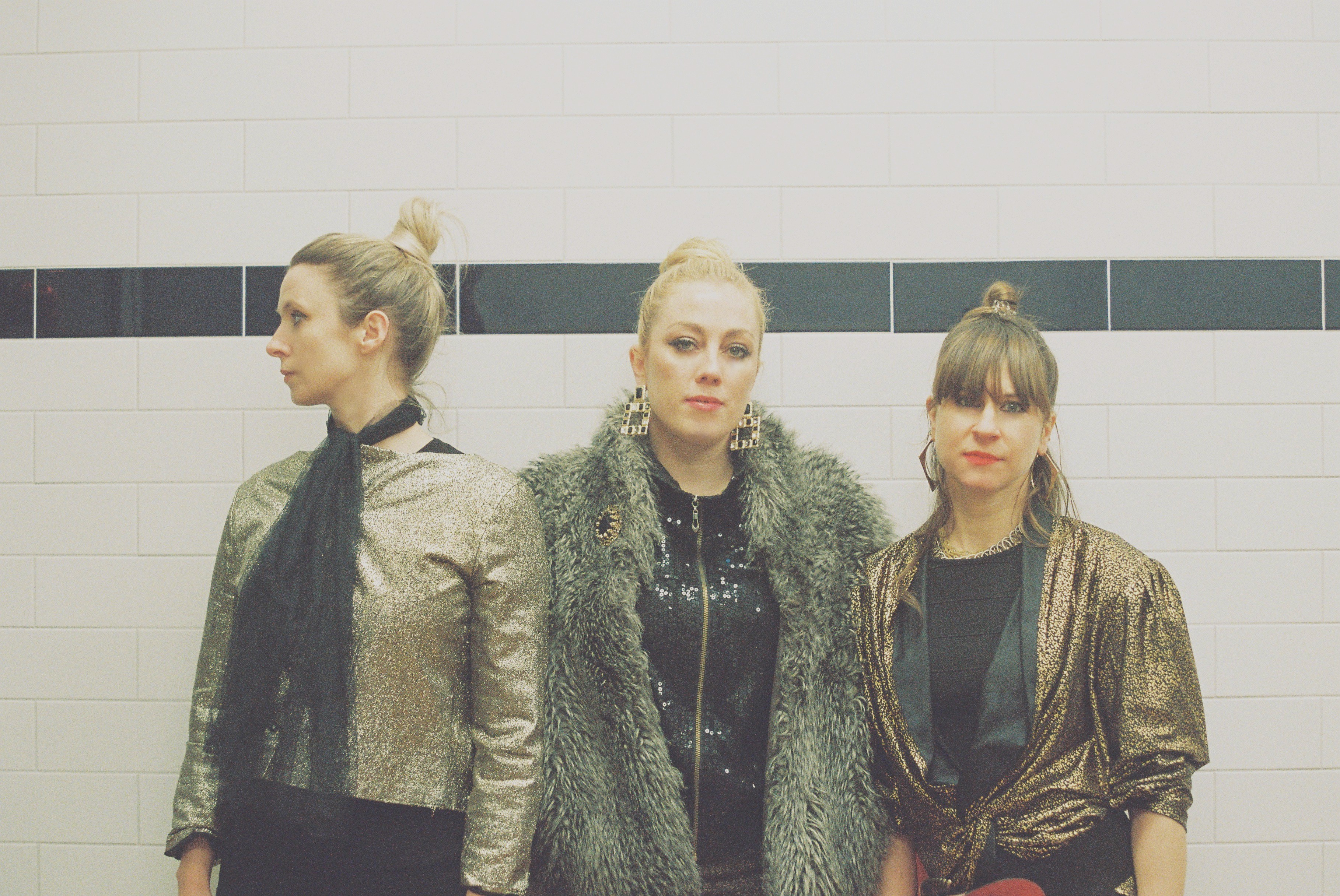 Everything Shook chipper brighter photo Igor Kwasniak